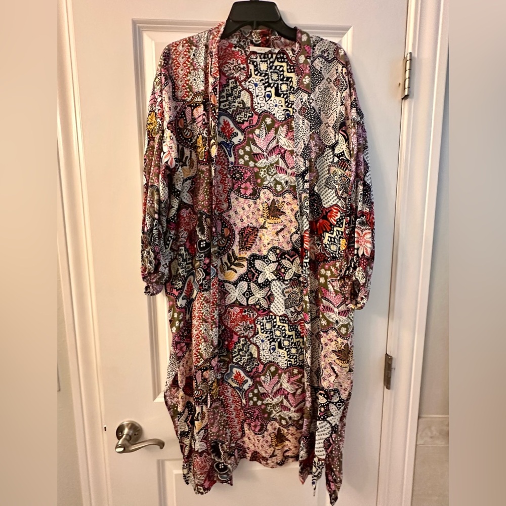 Colorful Long Floral Patterned Kimono Duster with side slits EUC